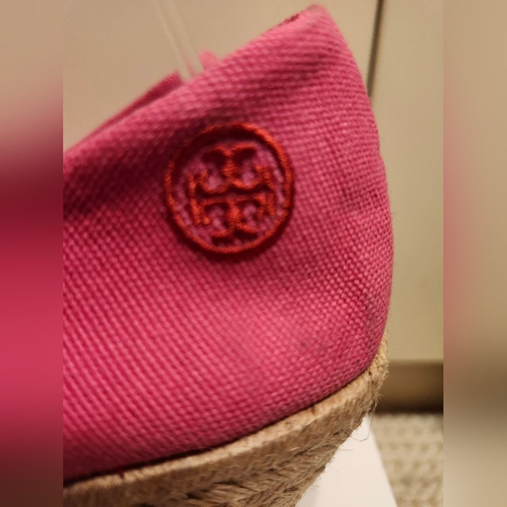 Tory Burch Red/Pink Canvas Peep Toe Wedge Heel Espadrilles Sz.9 $265 - Picture 6 of 10